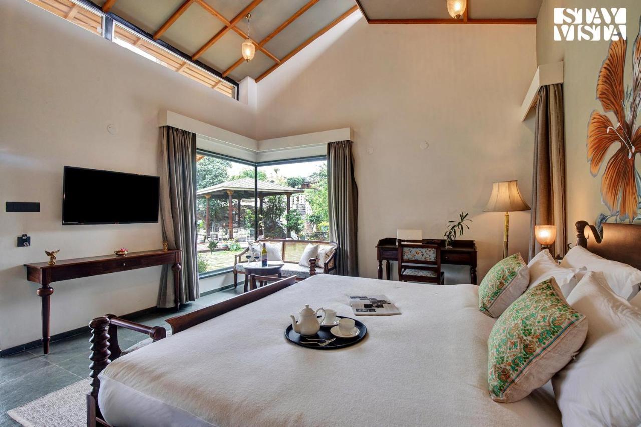 Stayvista'S The Earthen Boutique - City Escape With Spacious Pool, Terrace, Lawn & Indoor-Outdoor Games Udaipur Exterior photo